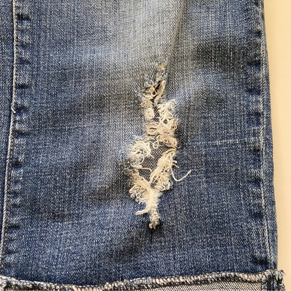 Pilcro and the Letterpress Distressed Cuffed Cropped Jeans - Picture 5 of 6